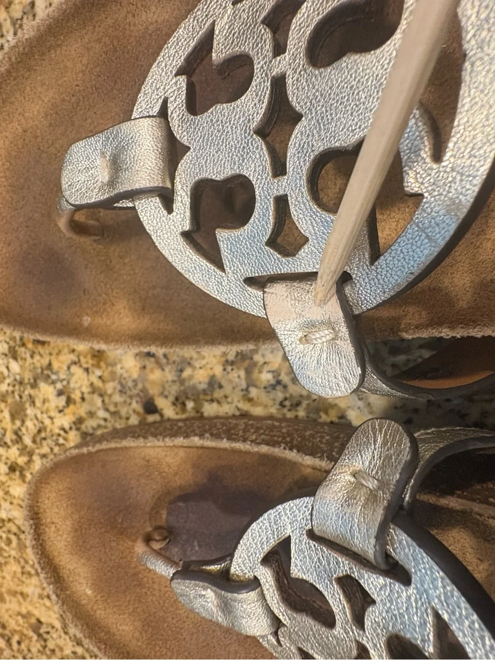 Tory Burch Miller Cloud Thong Sandals Leather Gold Metallic Natural Cork Size 9